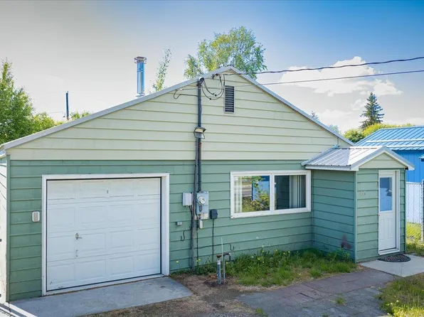 317 Minnie St, Fairbanks, AK 99701
