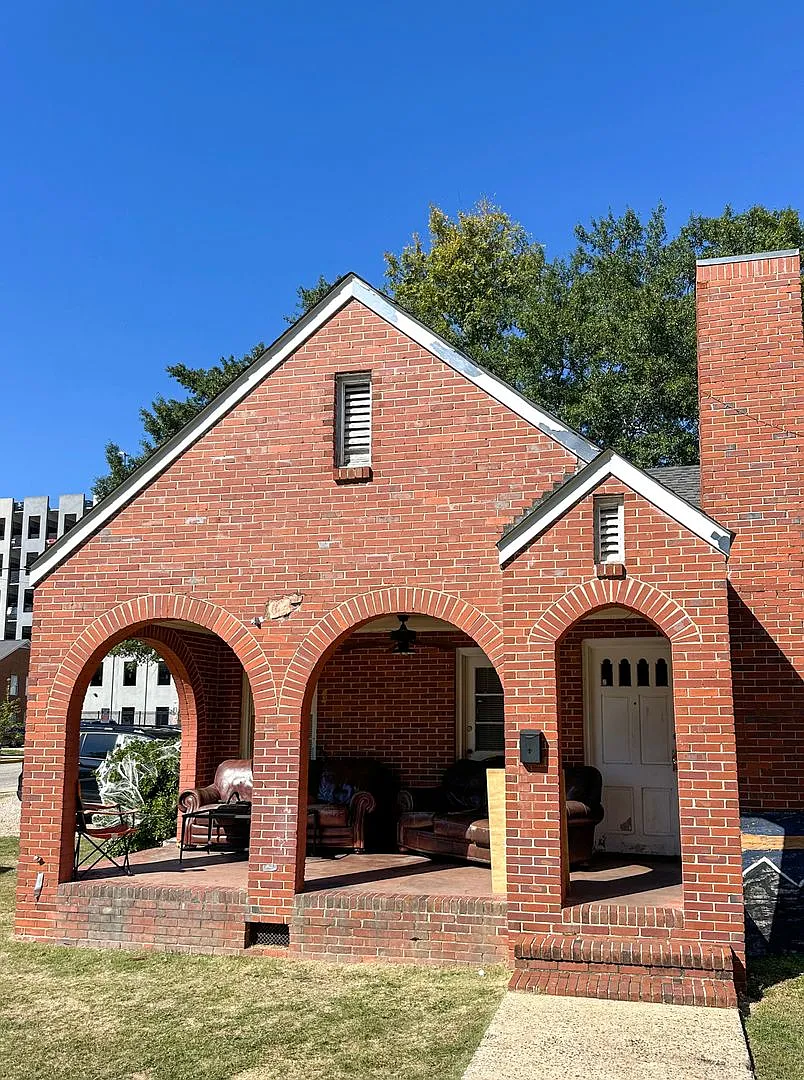 332 Genelda Ave — Photo 1