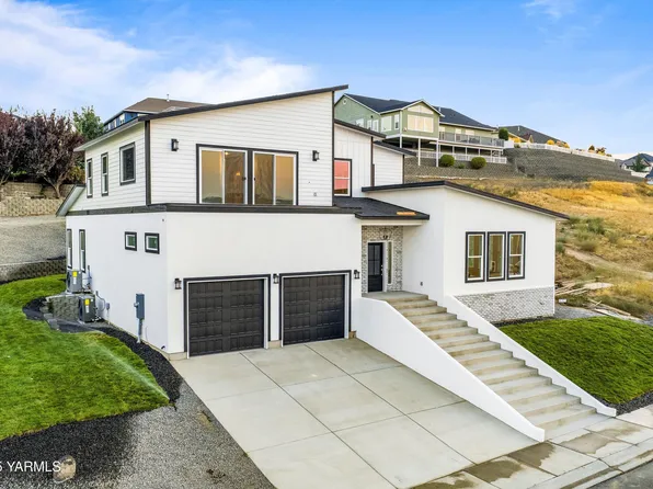 1106 Heritage Hills Ln, Selah, WA 98942