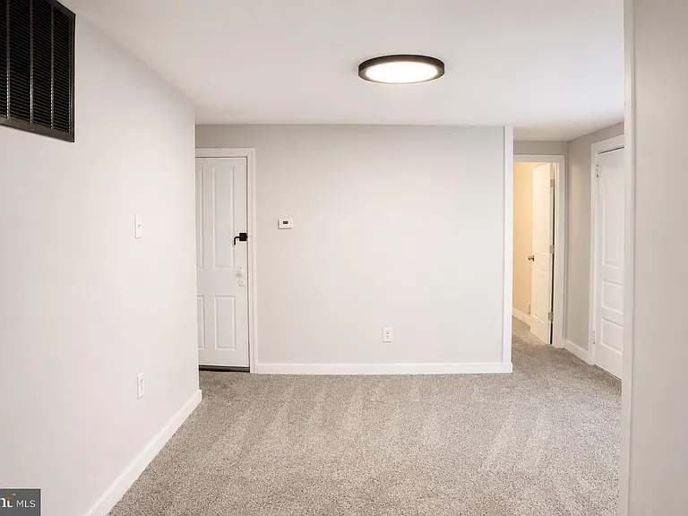 28 Mount Holly Ave #A — Photo 2