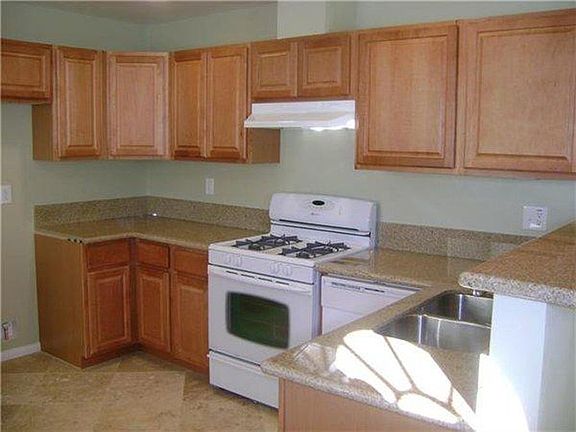 2nd image of 5155 Tipton St