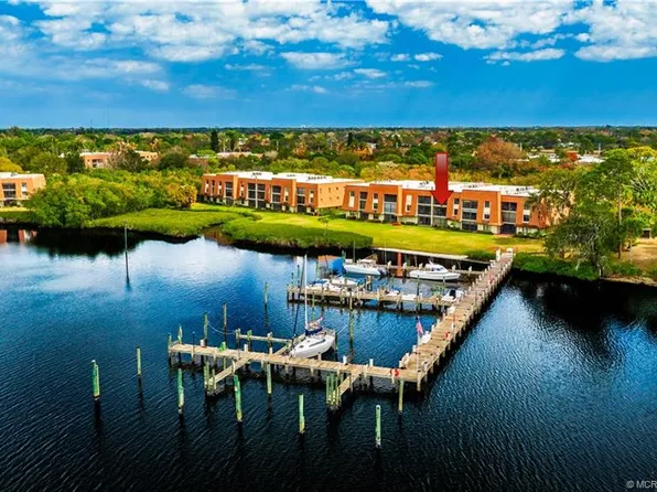 3100 SE Pruitt Rd APT E203, Port Saint Lucie, FL 34952