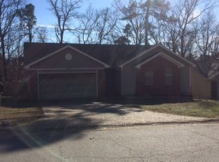13619 Scarlet Oak Dr, Little Rock, AR 72211