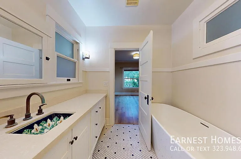 2256 Ewing St — Photo 19