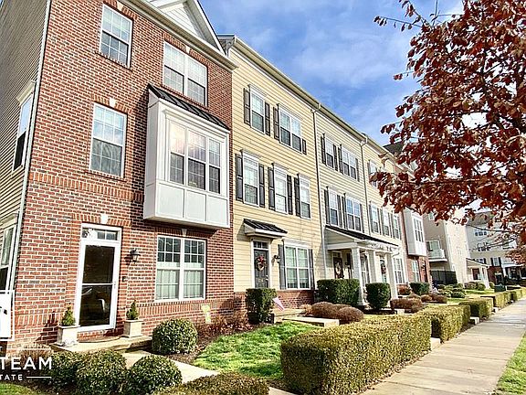 2nd image of 1116 Clemson St