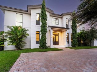 11907 SW 70th Ave, Pinecrest, FL 33156