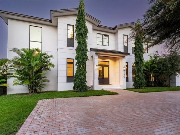 11907 SW 70th Ave, Pinecrest, FL 33156