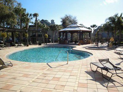 4th image of 6094 Westgate Dr APT 103