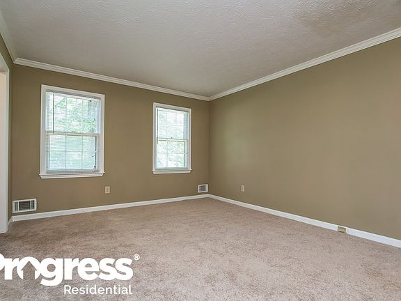 5th image of 3005 Riverbend Dr