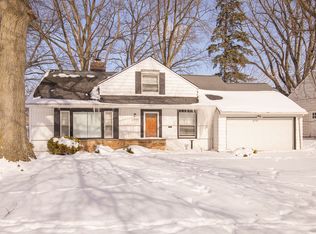 3697 Brinkmore Rd, Cleveland Heights, OH 44121