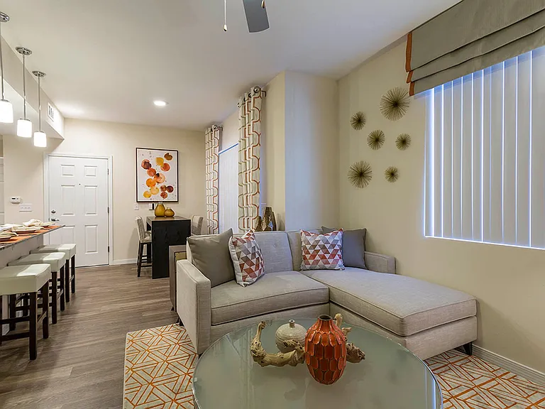 A3 751 SQ FT 1 Bed 1 Bath