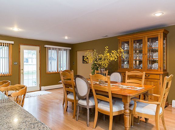 2nd image of 8831 Chadbourn Dr
