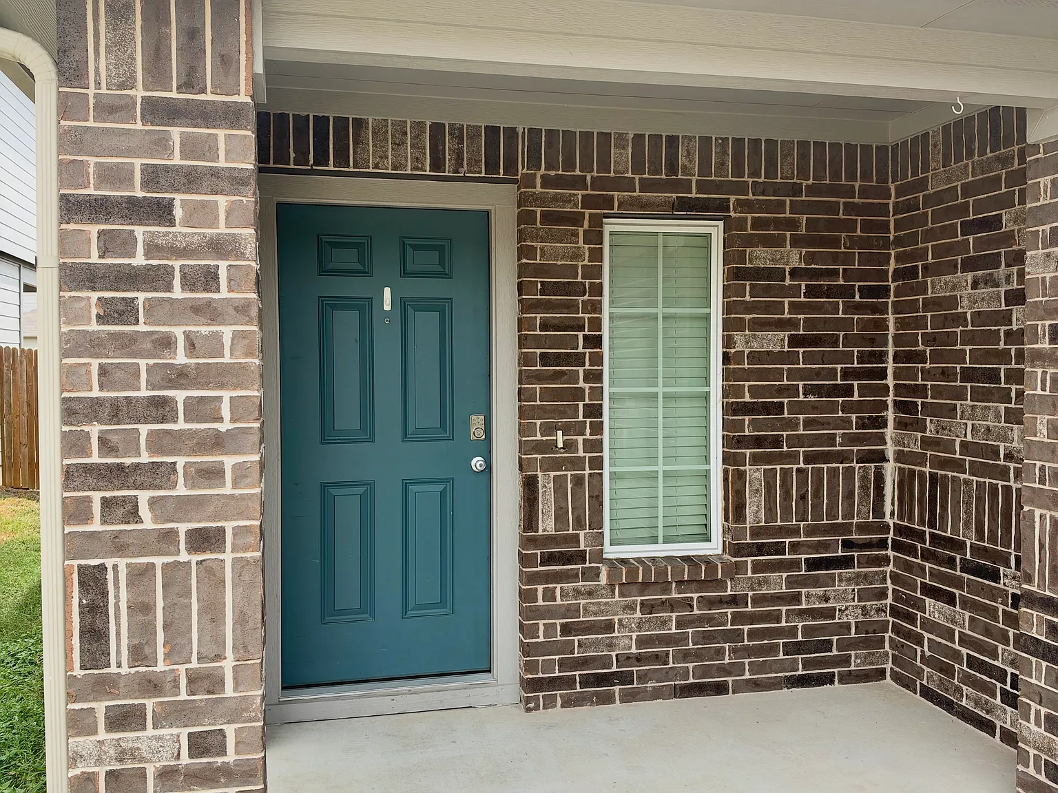 351 Sickle Loop — Photo 4