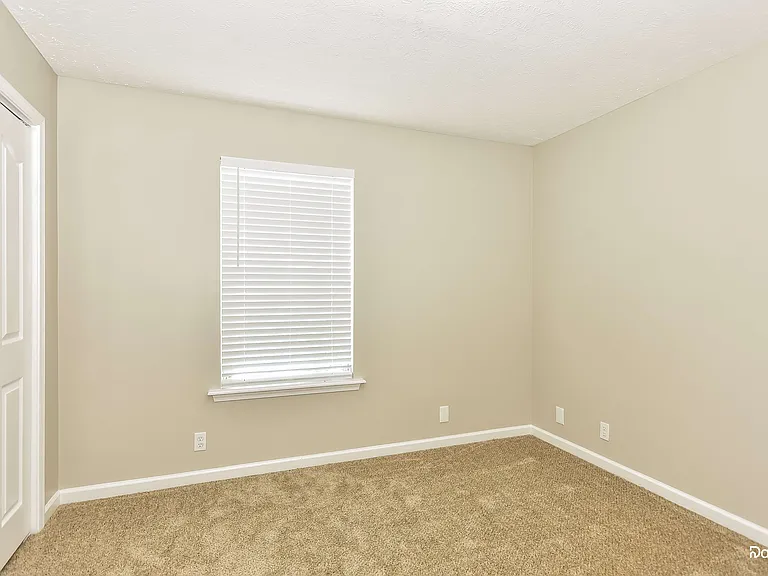 605 Ronnie Erwin Ln — Photo 12