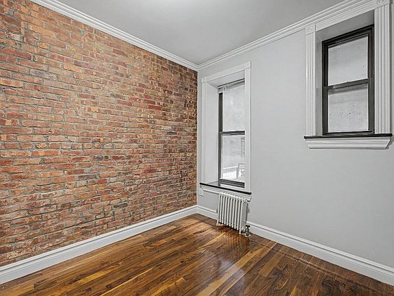 5th image of 20 Prince St APT 8