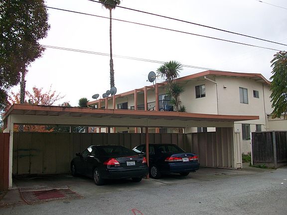 5th image of 1809 Bradford Way APT C