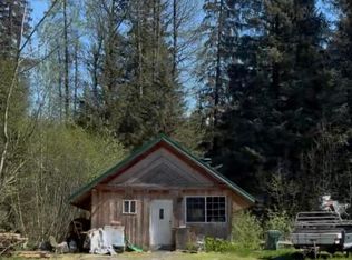 13714 Leslie Pl, Seward, AK 99664