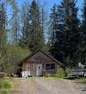 13714 Leslie Pl, Seward, AK, 99664