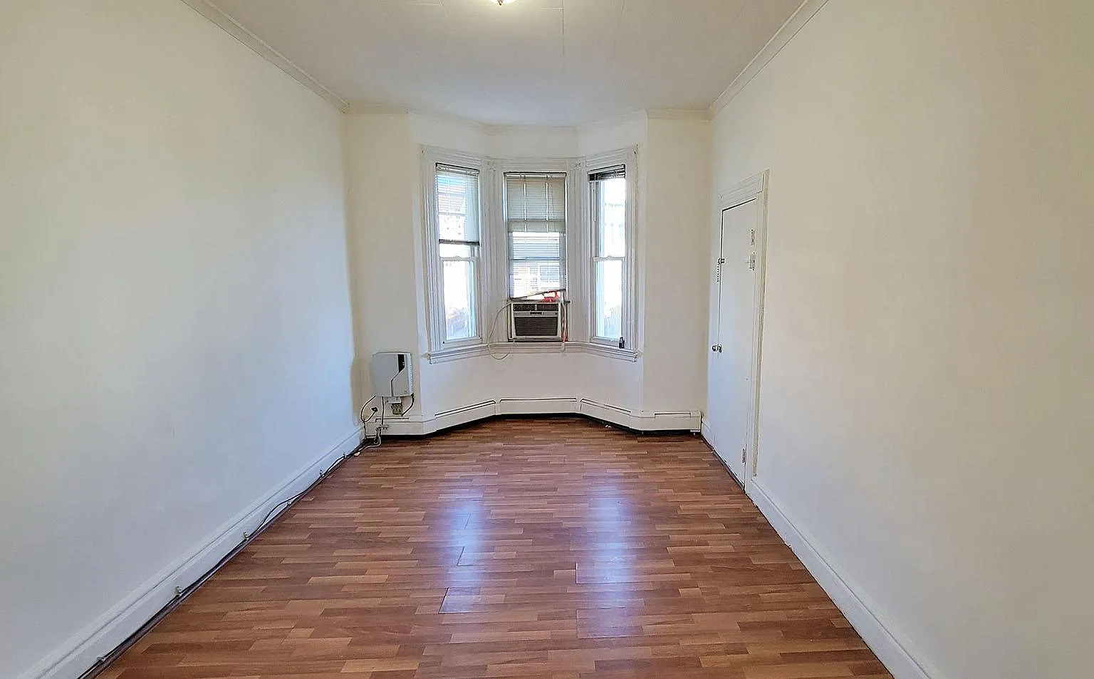 1 bed, 550 sqft, $1,600 — Photo 1