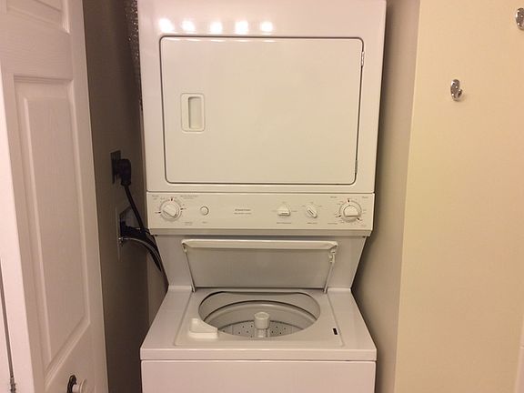 5th image of 6000 Oakwood Dr APT 2G