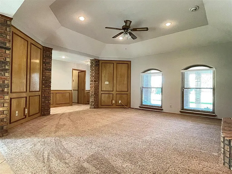 6340 Grauton Dr — Photo 7