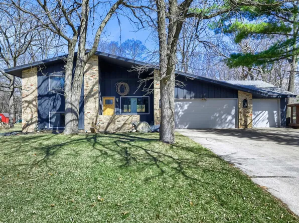 1651 99th Ave NW, Coon Rapids, MN 55433