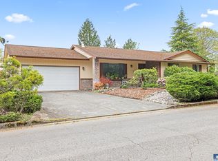 617 S E St, Port Angeles, WA 98363