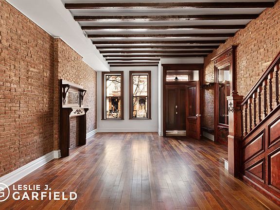 3rd image of 224 W 137th St