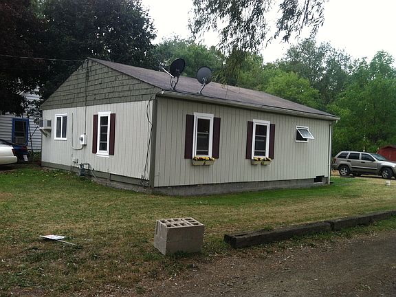 66 Race Street, Painted Post