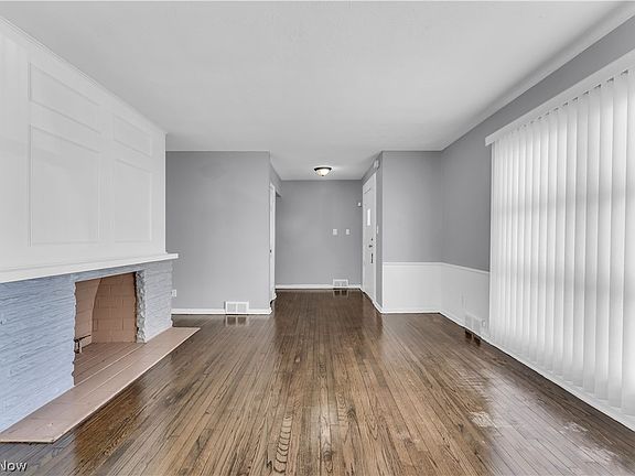 2nd image of 1791 Forest Dr