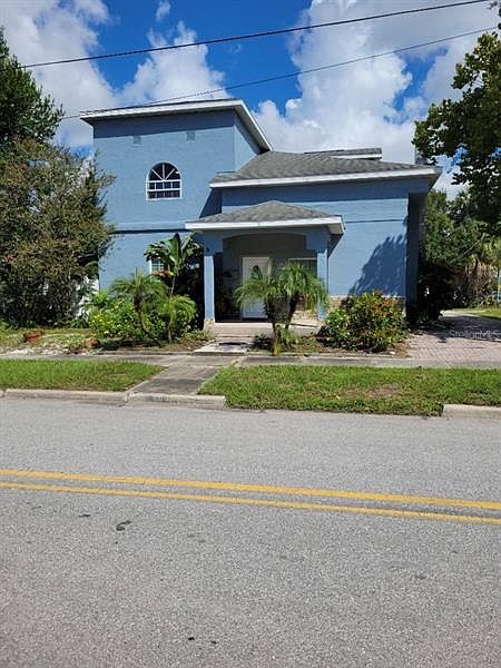 1st image of 3801 W Palmira Ave