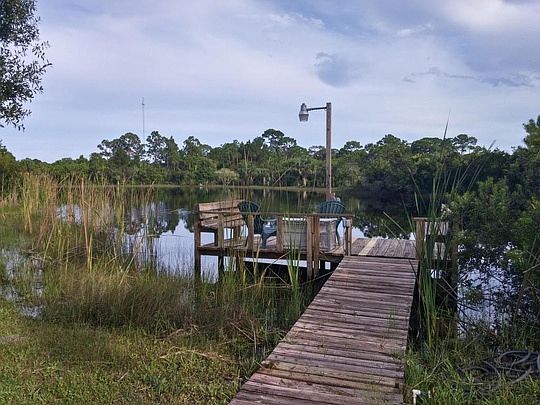 2nd image of 2025 Cypress Lake Dr