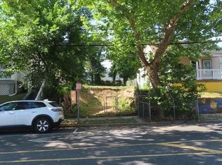 4727 Sheriff Rd NE, Washington, DC 20019