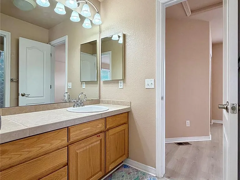22163 E Rowland Pl — Photo 24