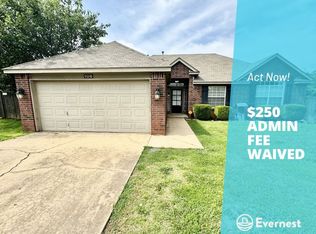 108 E Helena St, Broken Arrow, OK 74012