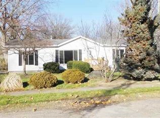 710 W 30th St, Davenport, IA 52803