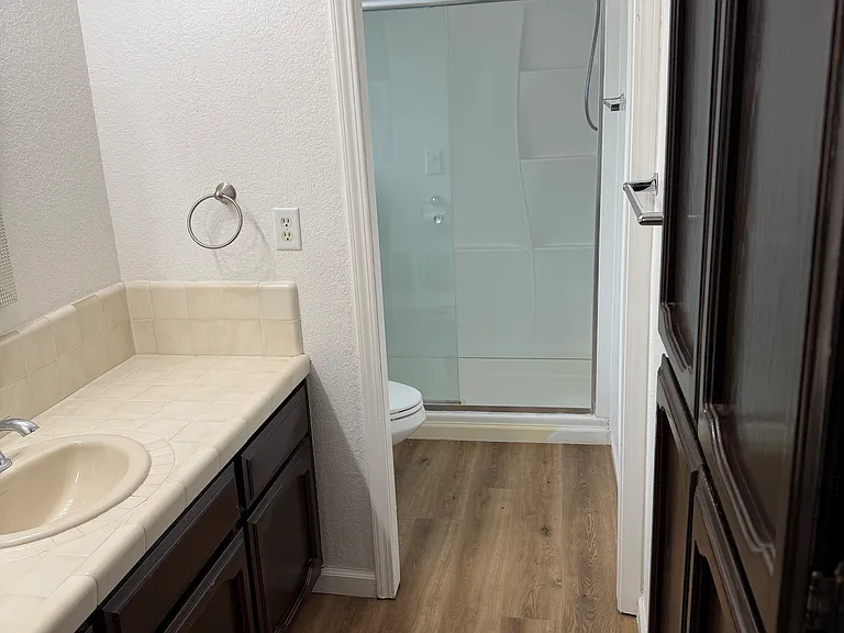 1636 Montclair Dr — Photo 14