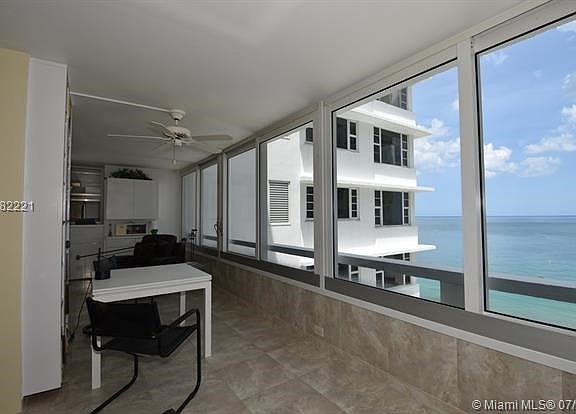 4th image of 3600 Galt Ocean Dr APT 11D