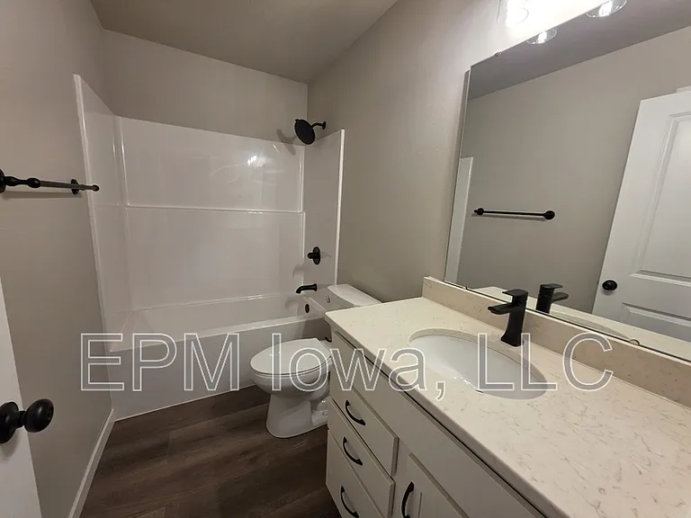 2309 Water Tower Pl — Photo 17