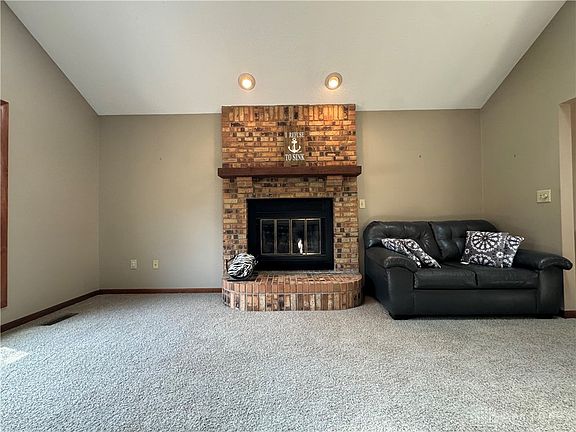 5th image of 3381 Sea Turtle Dr