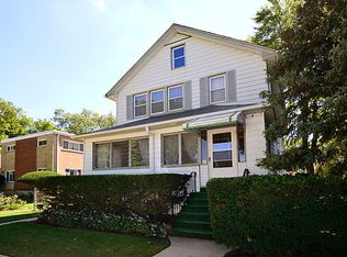 2008 Lake St, Evanston, IL 60201