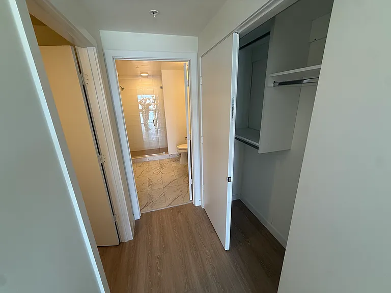 2505 NE 193rd St #115 — Photo 6
