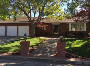 18930 Cabernet Dr, Saratoga, CA 95070