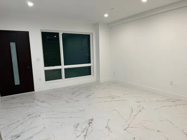 (undisclosed Address), Brooklyn, NY 11214