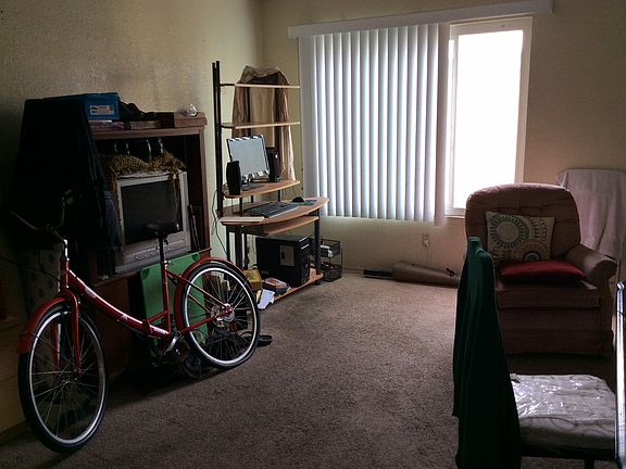4th image of 1685 Pentecost Way Unit 8