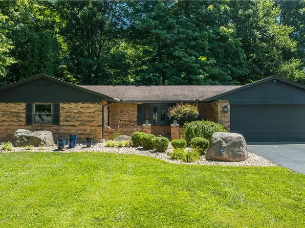 968 Dafler Rd, West Alexandria, OH 45381