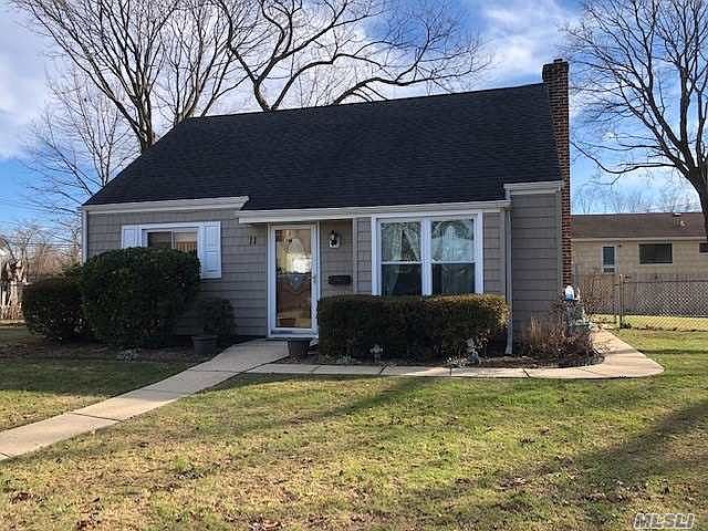 1st image of 11 Birch Cir N