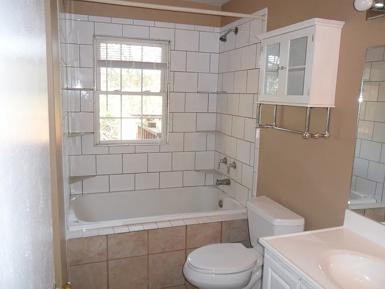 3267 Aqueduct Dr — Photo 9