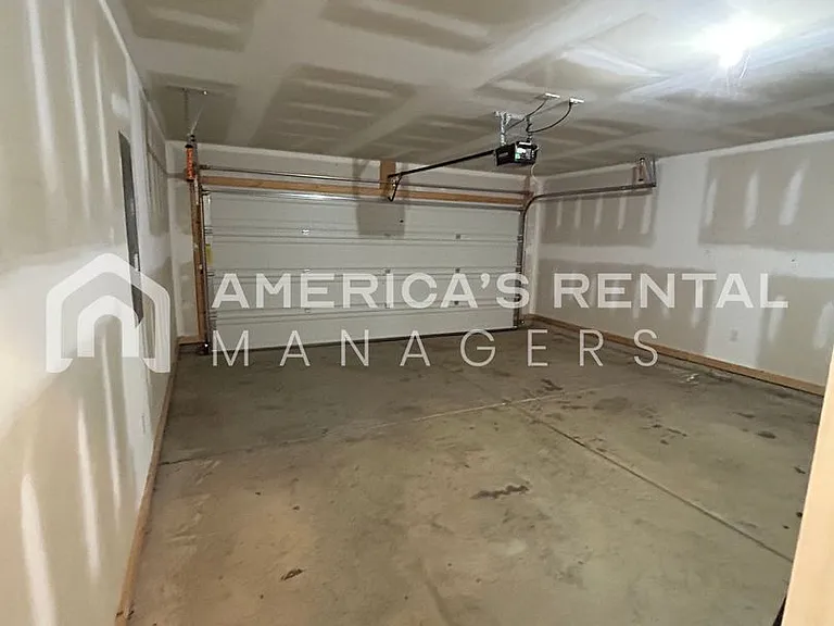 7213 Wilburton Ln — Photo 19