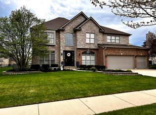 2212 Spartina Rd, Naperville, IL 60564